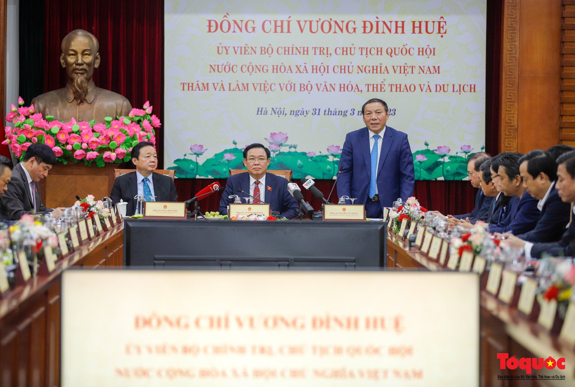 Tháo gỡ những điểm nghẽn về thể chế để phát triển văn hoá, thể thao và du lịch - Ảnh 5.