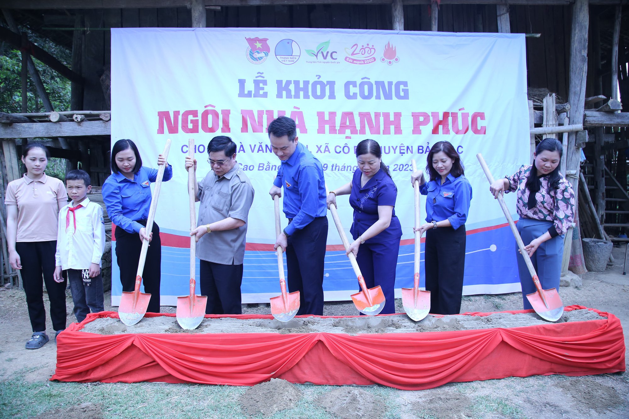 Khánh thành Nhà văn hóa cộng đồng đồng bào dân tộc Lô Lô tại Cao Bằng - Ảnh 3.