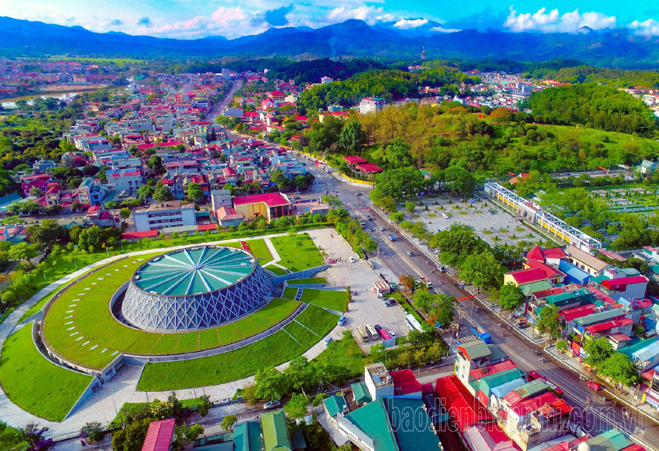 Điện Biên: Phát triển kinh tế gắn với du lịch lịch sử, văn hóa - Ảnh 1.