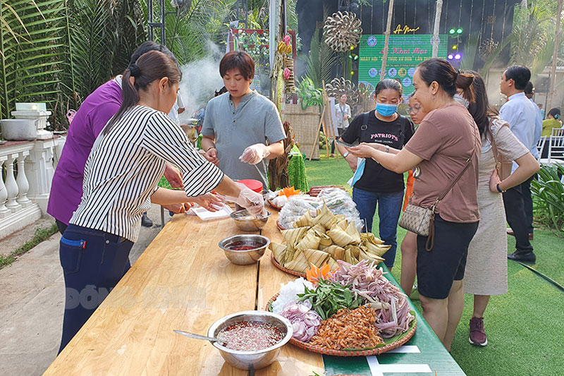 Ẩm thực trong du lịch xứ Dừa - Ảnh 1.