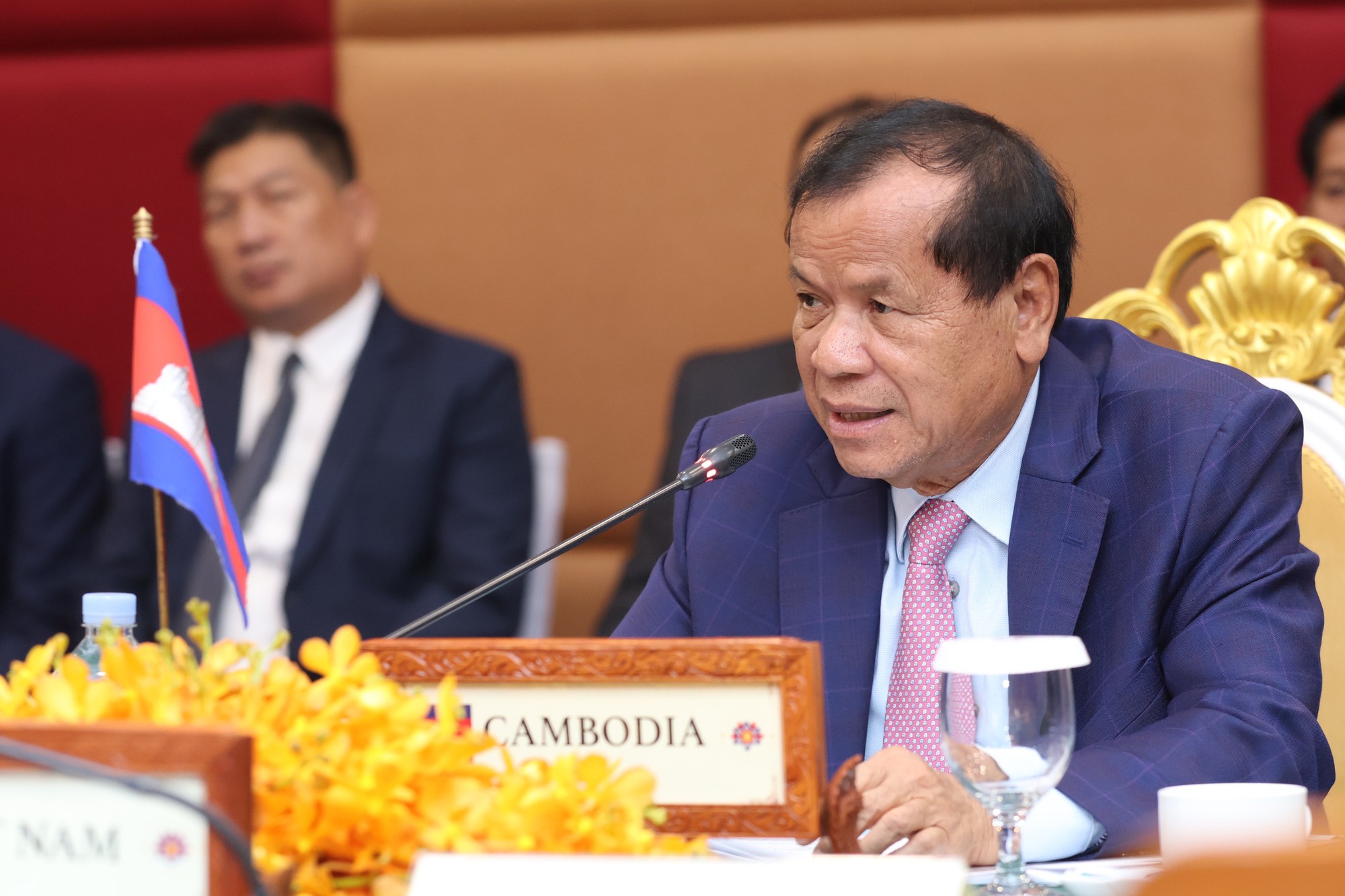 Ký Bản ghi nhớ giữa Bộ VHTTDL Việt Nam và Bộ Du lịch  Campuchia  - Ảnh 3.