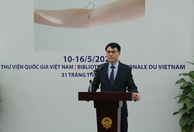 Khai mạc Triển lãm "Vết thương lòng" tại Thư viện Quốc gia Việt Nam - Ảnh 2.