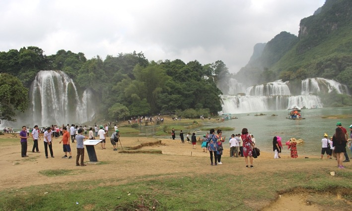 Cao Bằng: Thực hiện hiệu quả nội dung đột phá về phát triển du lịch - dịch vụ bền vững - Ảnh 1.