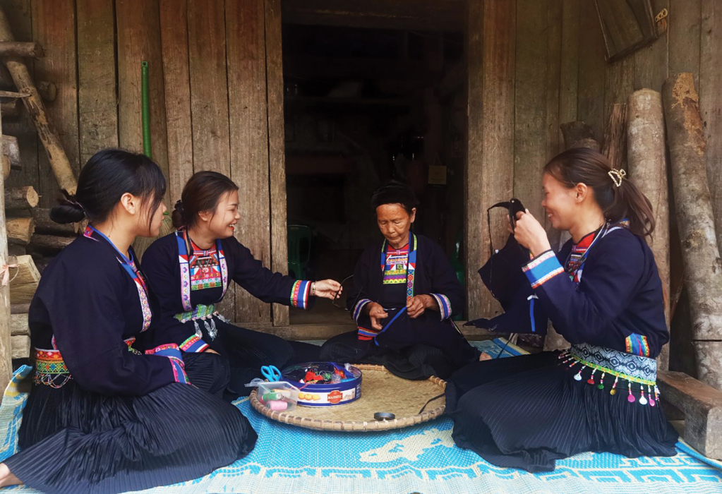 Cao Bằng: Khơi dậy, tôn vinh giá trị văn hóa truyền thống các dân tộc thiểu số - Ảnh 2.