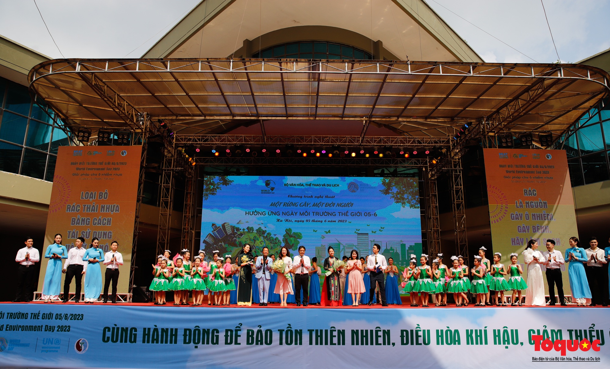 Chương trình nghệ thuật "Một rừng cây, một đời người":  Góp phần truyền tải mạnh mẽ thông điệp bảo vệ môi trường - Ảnh 2.