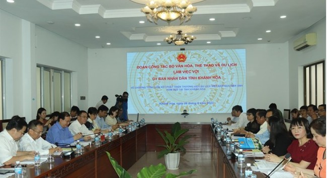 Khánh Hòa có tiềm năng phát triển điện ảnh để thu hút khách du lịch - Ảnh 1.