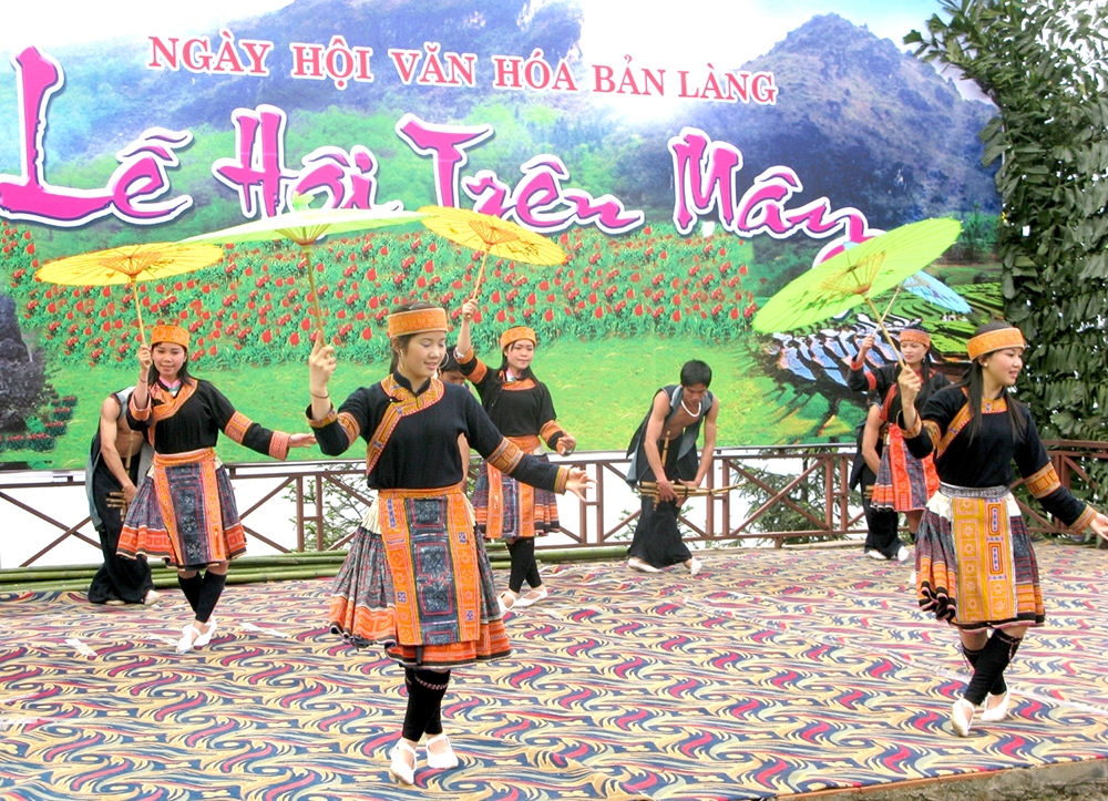 Khai thác di sản văn hóa tăng “sức bật” cho ngành Du lịch vùng dân tộc thiểu số - Ảnh 1.