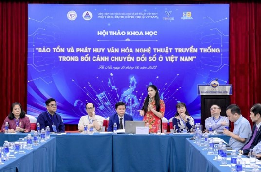 Ứng dụng chuyển đổi số vào nghệ thuật truyền thống - Ảnh 2.