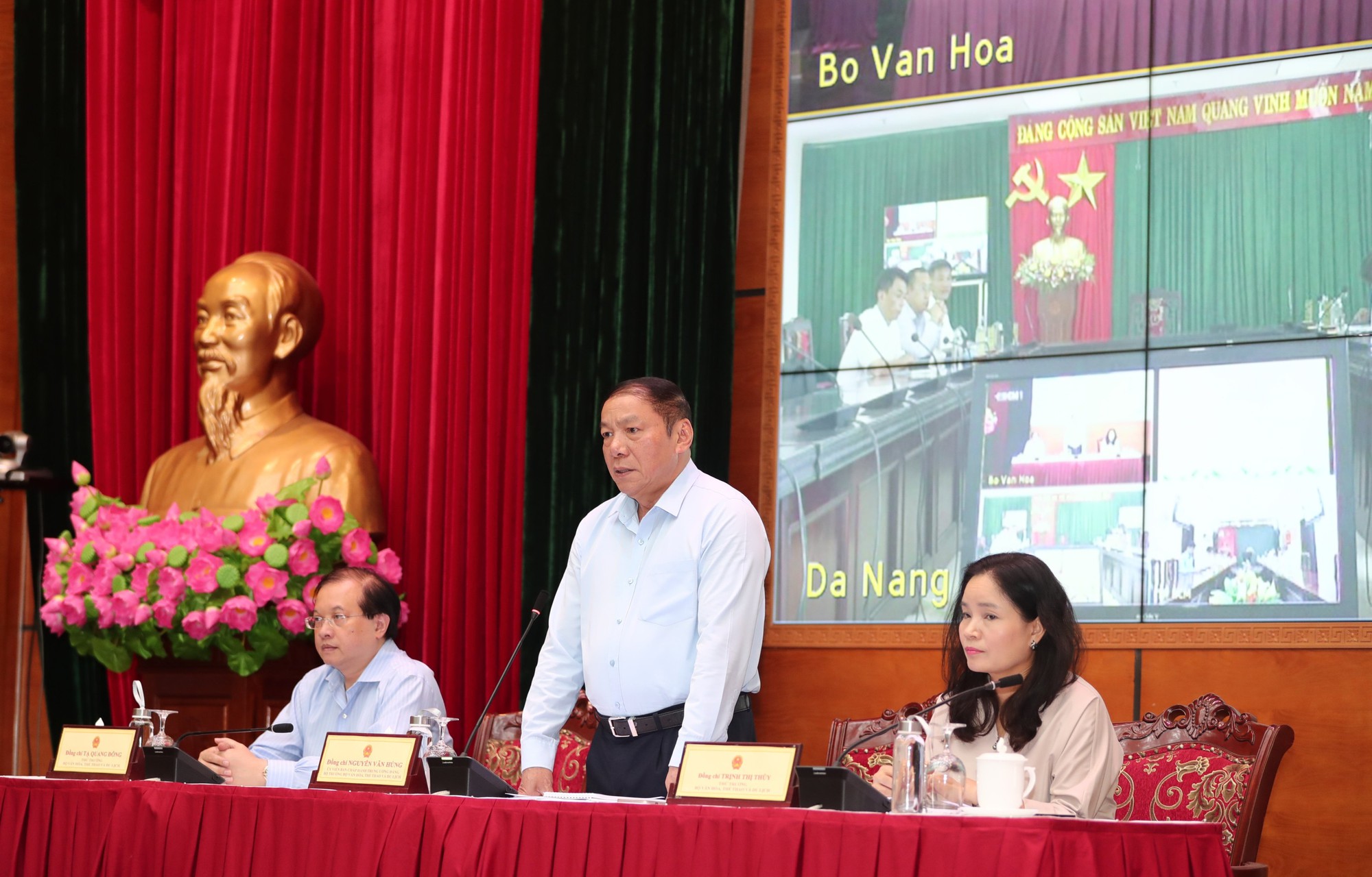 Bộ trưởng Nguyễn Văn Hùng: "Không né tránh, chọn việc dễ bỏ việc khó" - Ảnh 6.