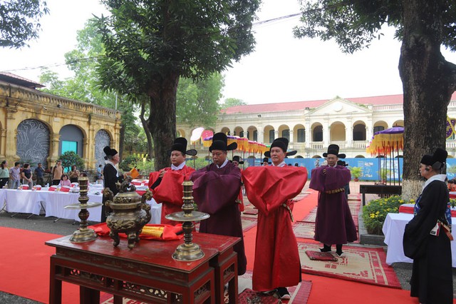 Trải nghiệm Tết Đoan Ngọ xưa tại Hoàng thành Thăng Long - Ảnh 1.
