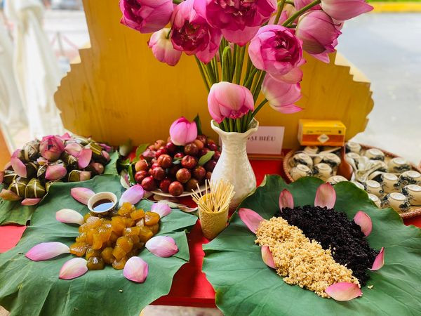 Trải nghiệm Tết Đoan Ngọ xưa tại Hoàng thành Thăng Long - Ảnh 2.