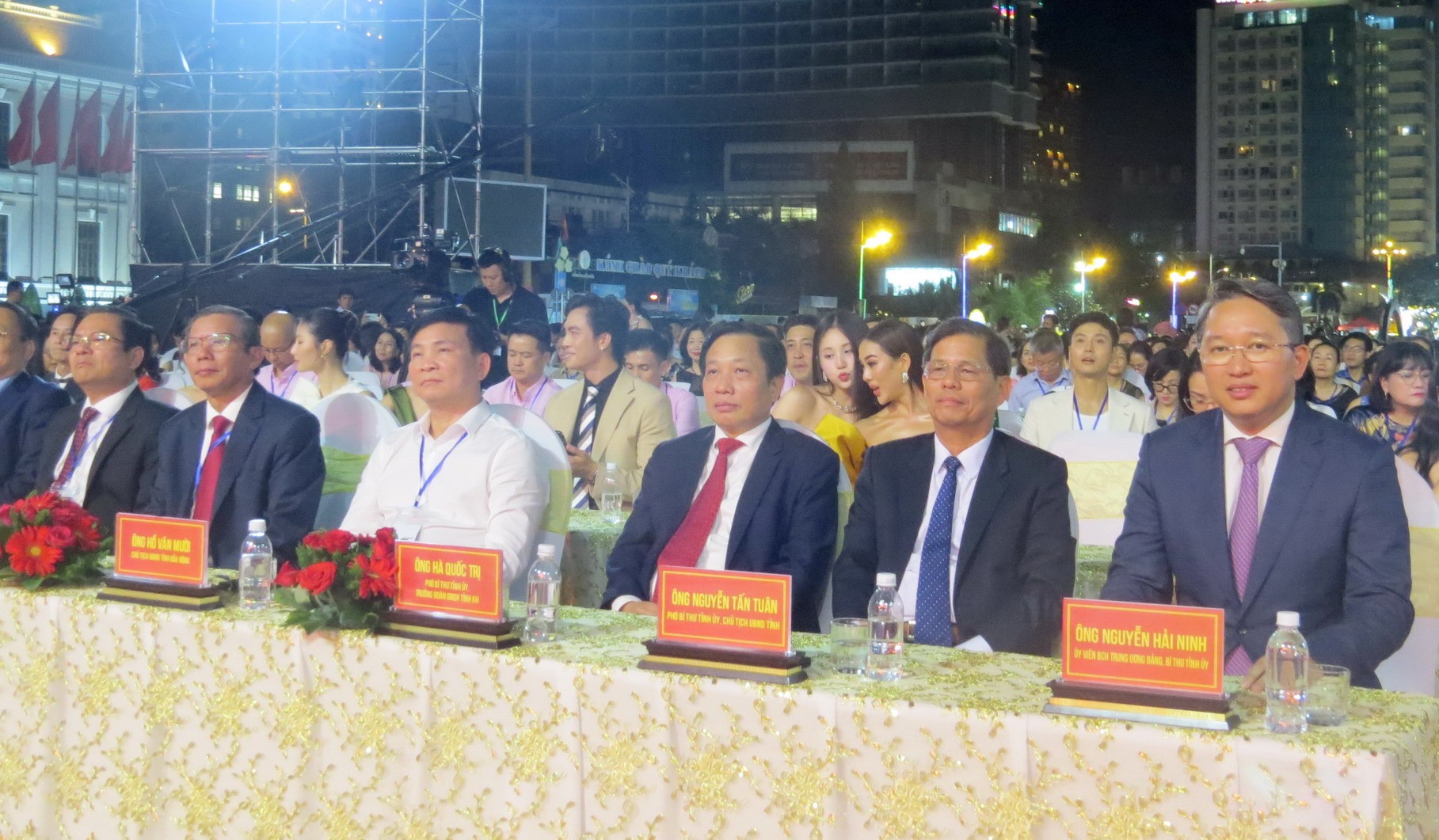 “Đôi cánh diệu kỳ”- Kết nối phát triển du lịch qua điện ảnh - Ảnh 2.