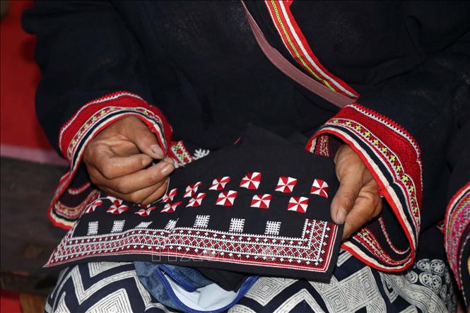 Sơn La: Bảo tồn nét đẹp trong văn hóa dân tộc Dao - Ảnh 2.