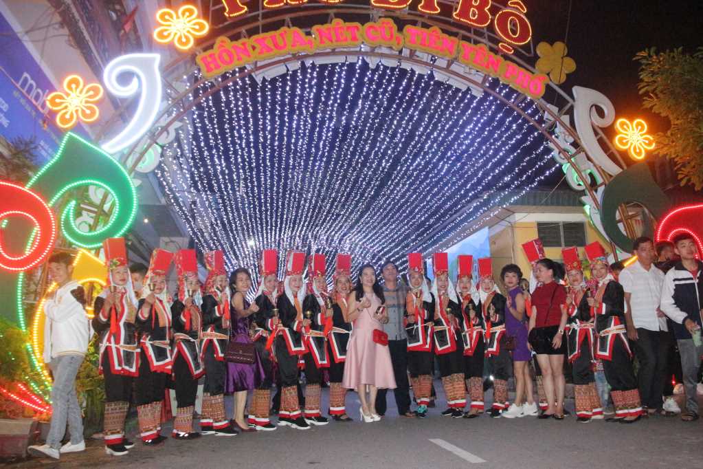Quảng Ninh: Để phố đi bộ trở thành sản phẩm du lịch - Ảnh 3.