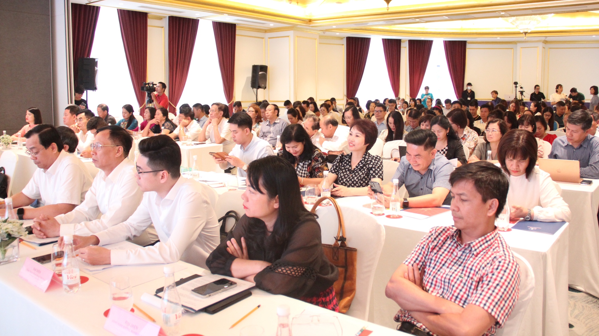 Thứ trưởng Đoàn Văn Việt: "Du lịch Việt Nam nhất định sẽ sớm phục hồi và trở lại đà tăng trưởng" - Ảnh 3.