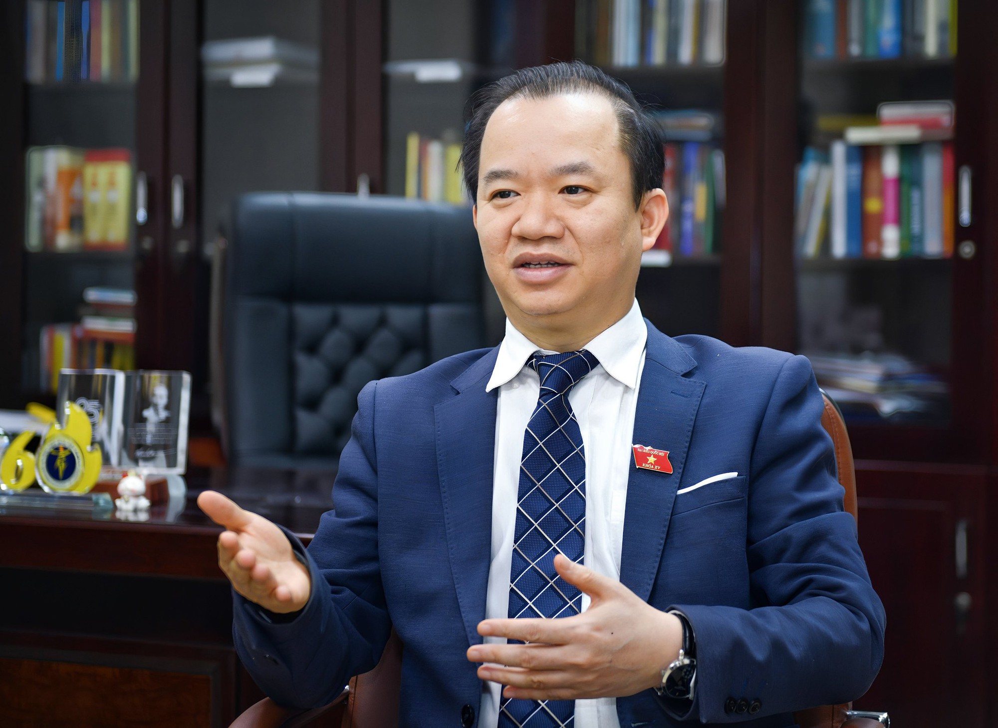 Ngăn chặn "đường lưỡi bò" phi pháp: Chống lại việc tuyên truyền sai lệch về chủ quyền quốc gia - Ảnh 4.