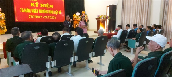 Nghệ sĩ Bộ VHTTDL biểu diễn nghệ thuật phục vụ thương, bệnh binh tại Bắc Giang - Ảnh 11.