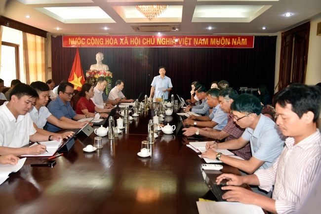Bắc Kạn: Hội thảo bàn về dự thảo Đề án phát triển khu du lịch hồ Ba Bể thành Khu du lịch Quốc gia - Ảnh 1.