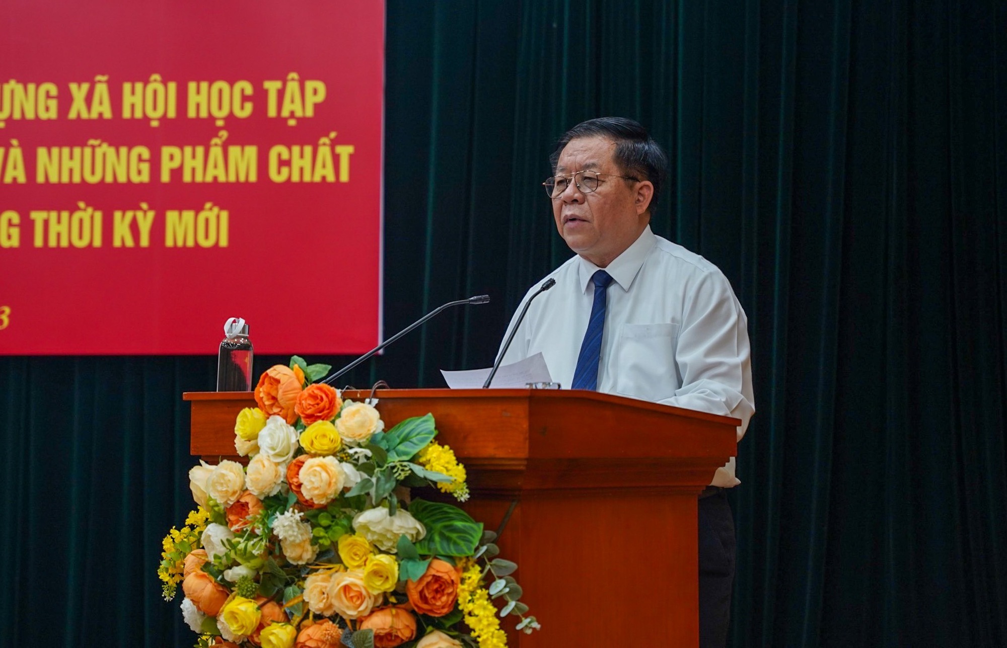 Phát huy vai trò của gia đình, dòng họ trong xây dựng xã hội học tập - Ảnh 3.