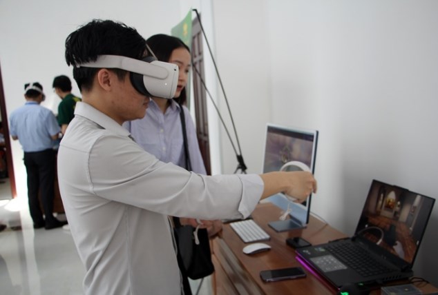 Bộ Văn hóa, Thể thao và Du lịch sáng tạo lồng ghép chuyển đổi số trong các cuộc triển lãm giới thiệu về đất nước, con người, văn hóa, du lịch Việt Nam - Ảnh 3.