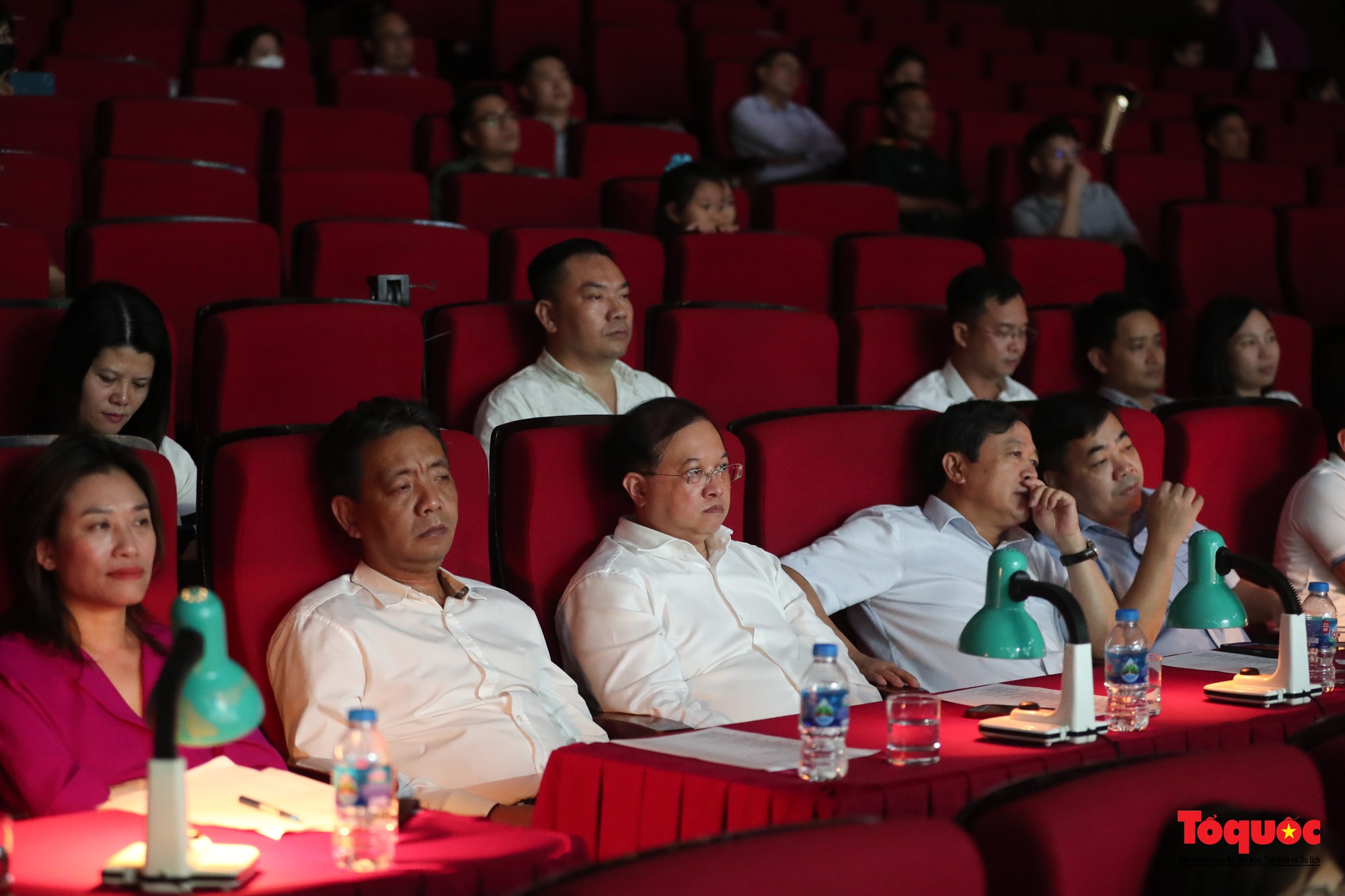 Tổng duyệt chương trình nghệ thuật đặc biệt “Giai điệu Tổ quốc” - Ảnh 2.