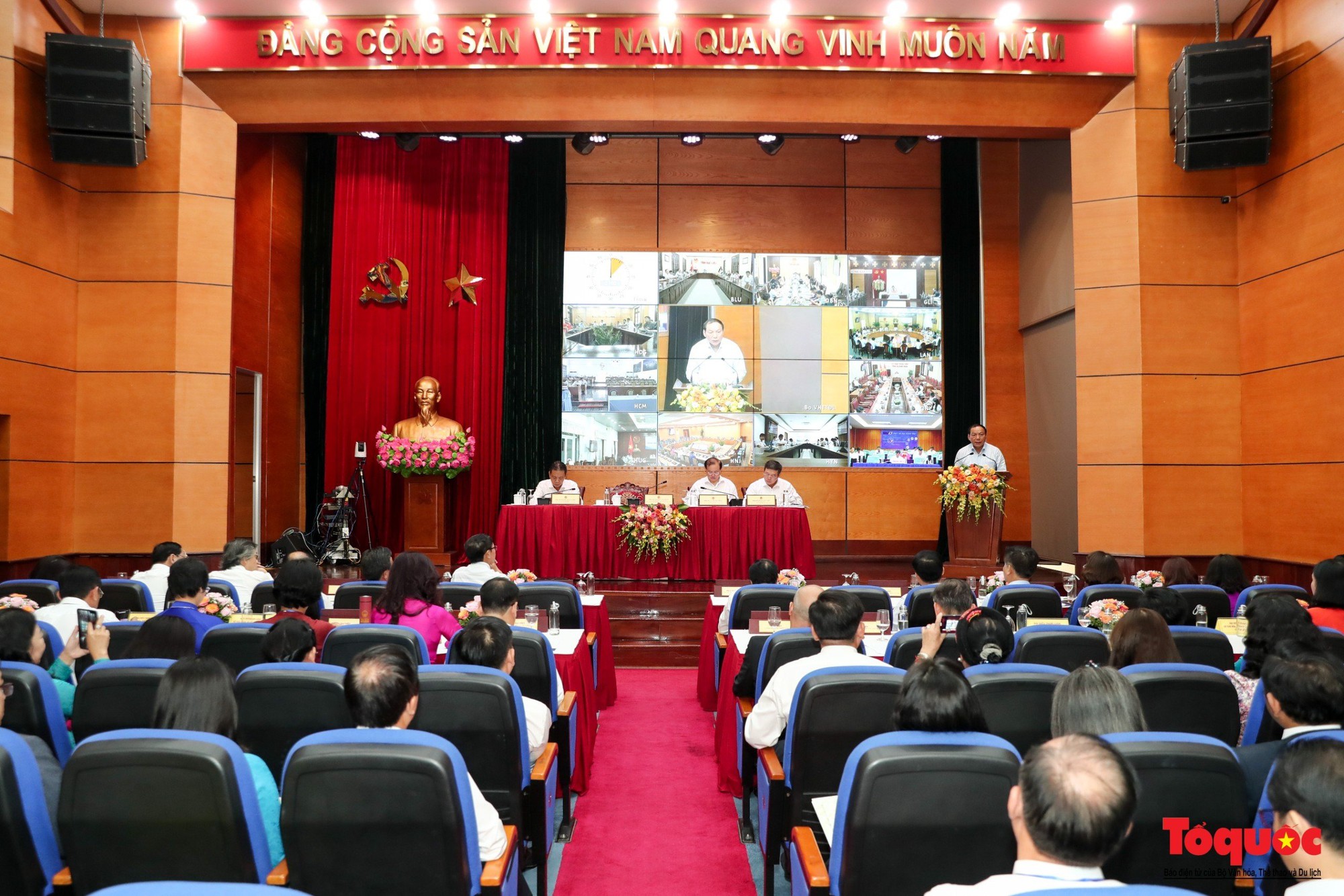 Bộ trưởng Nguyễn Văn Hùng: "Nếu khó đã chùn bước thì đó không phải là cán bộ ngành Văn hóa" - Ảnh 9.
