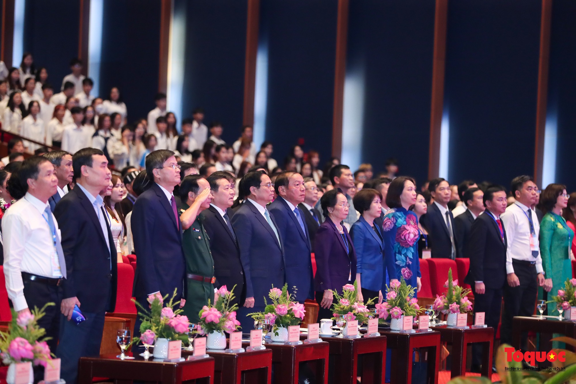 [Trực tiếp] Hội nghị Tuyên dương gương điển hình tiên tiến trong lĩnh vực văn hóa toàn quốc năm 2023  - Ảnh 4.