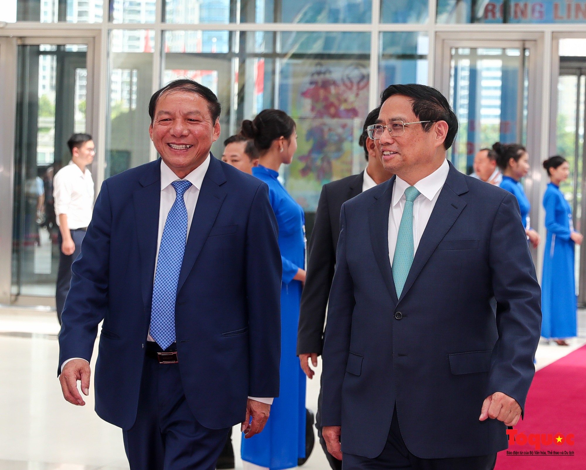[Trực tiếp] Hội nghị Tuyên dương gương điển hình tiên tiến trong lĩnh vực văn hóa toàn quốc năm 2023  - Ảnh 1.