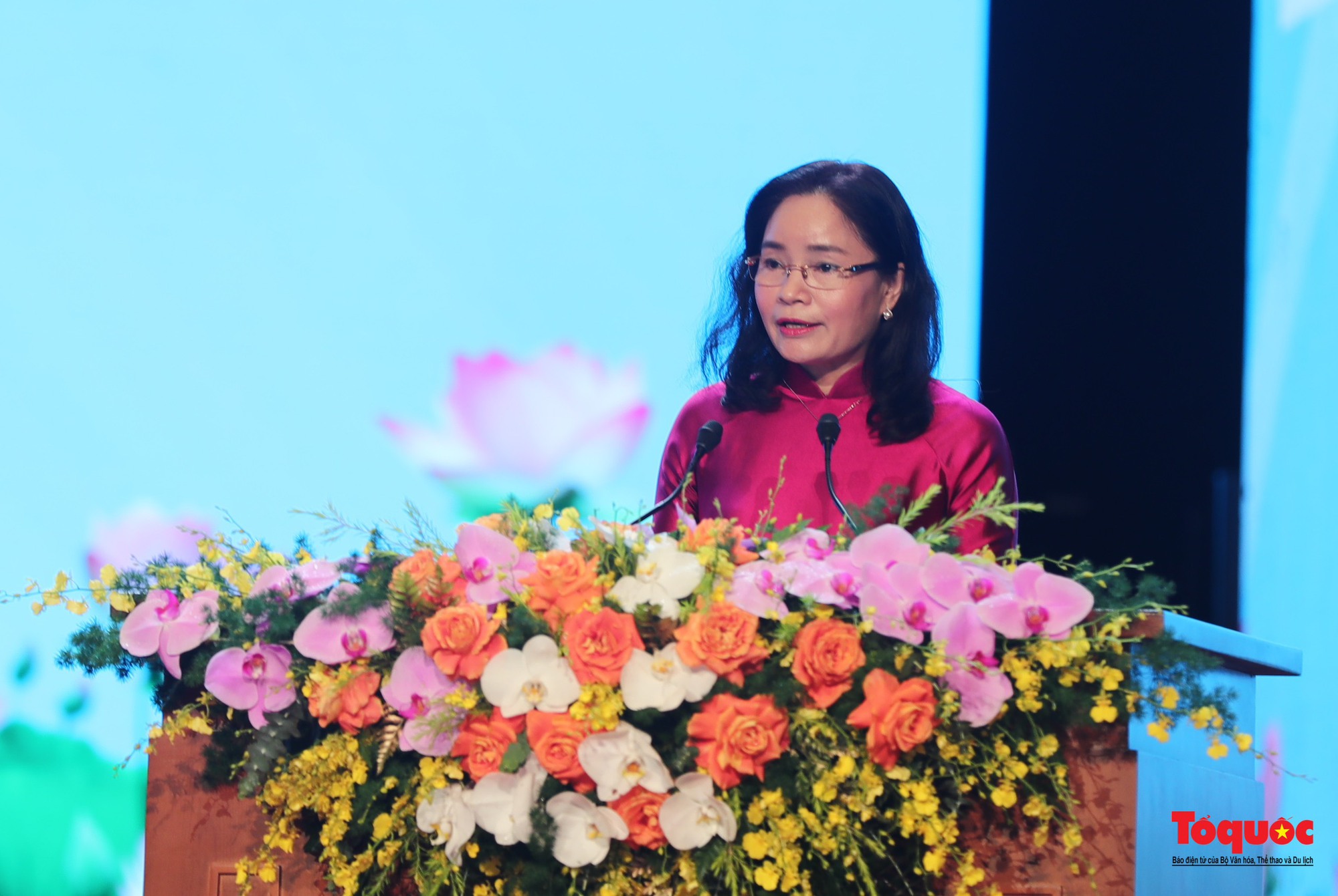 [Trực tiếp] Thủ tướng dự Hội nghị Tuyên dương gương điển hình tiên tiến trong lĩnh vực văn hóa toàn quốc năm 2023  - Ảnh 6.