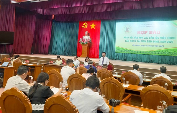 Nhiều hoạt động đặc sắc tại Ngày hội Văn hóa các dân tộc miền Trung lần thứ IV - Ảnh 3.