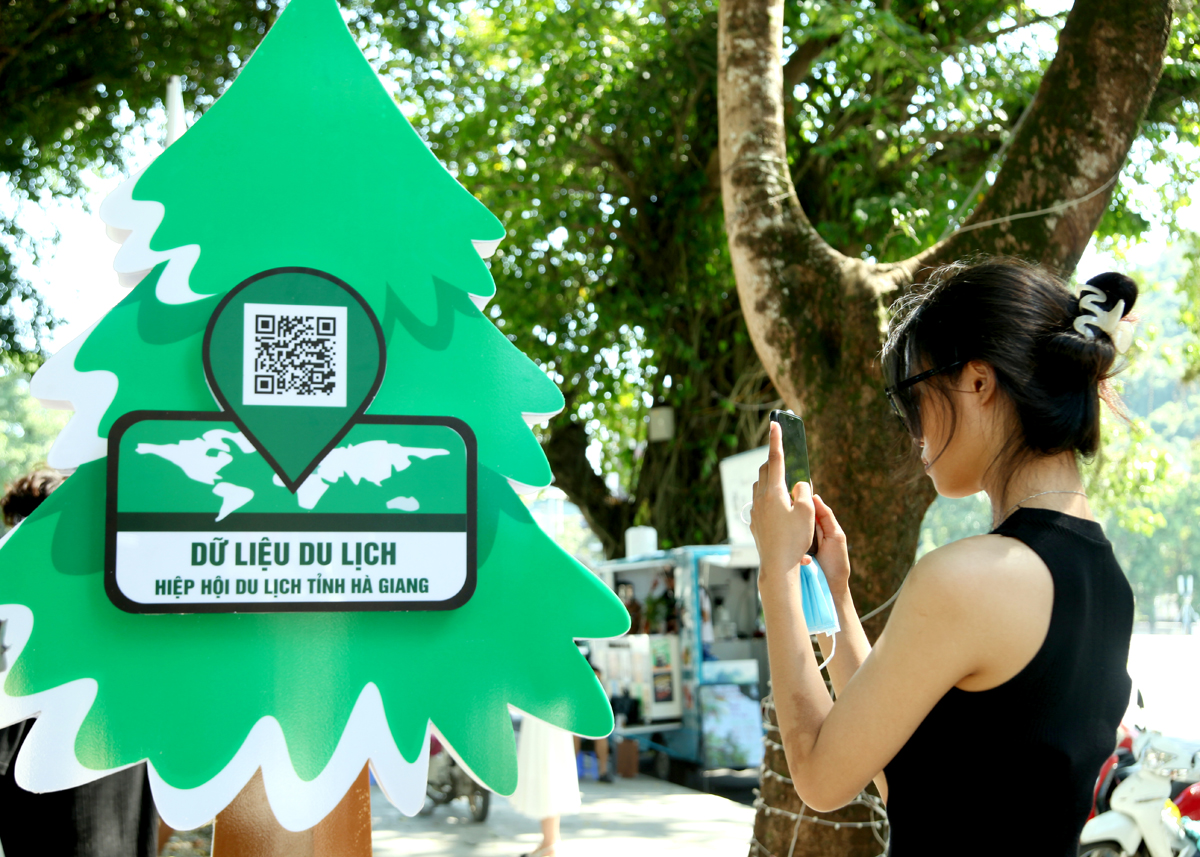 Hà Giang: Triển khai các điểm quét mã QR Code quảng bá du lịch - Ảnh 2.