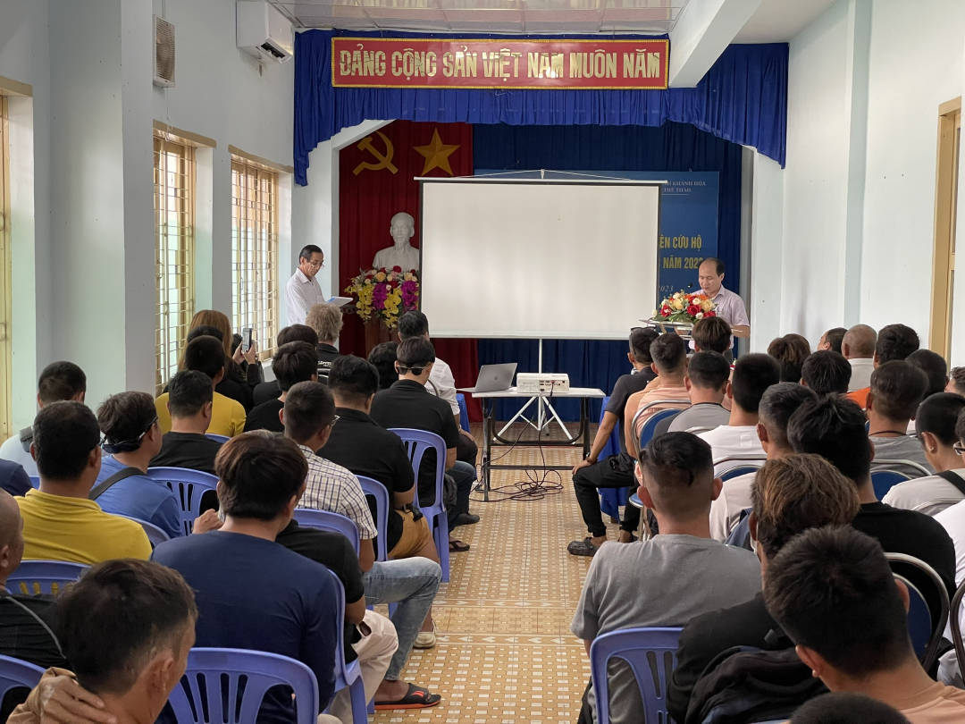 Hơn 50 học viên tham gia lớp tập huấn lặn biển thể thao giải trí - Ảnh 1.