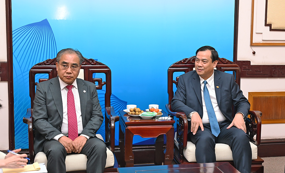 Việt Nam và Busan (Hàn Quốc) tăng cường hợp tác, thúc đẩy trao đổi khách du lịch - Ảnh 2.