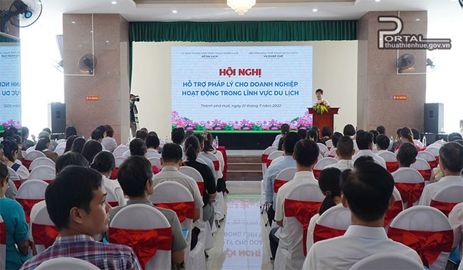 Phổ biến, bồi dưỡng kiến thức pháp luật cho doanh nghiệp nhỏ và vừa hoạt động trong lĩnh vực VHTTDL - Ảnh 1.