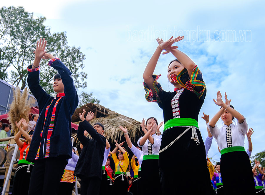 Ða sắc màu văn hóa Ðiện Biên - Ảnh 1.