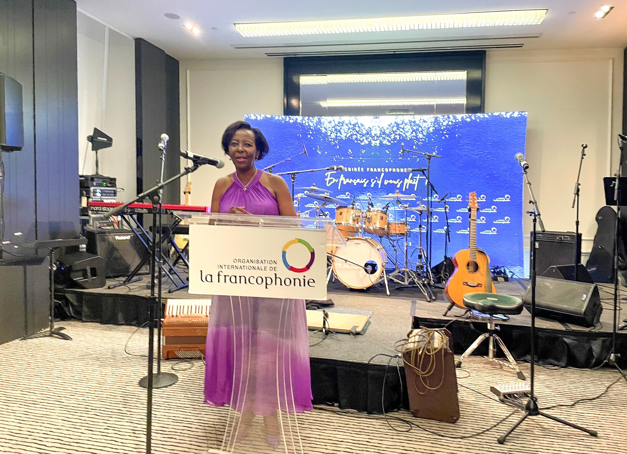 Bộ trưởng Nguyễn Văn Hùng tham dự Đêm Văn hóa Pháp ngữ 2023 - Ảnh 2.