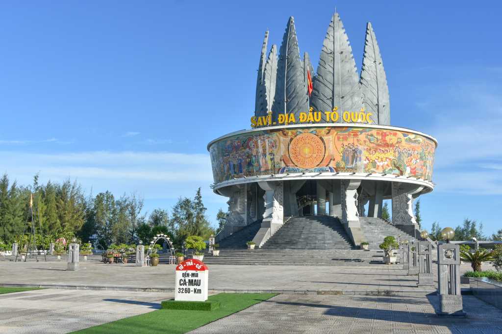 Quảng Ninh: Đột phá trong đầu tư cơ sở hạ tầng văn hóa, thể thao - Ảnh 2.