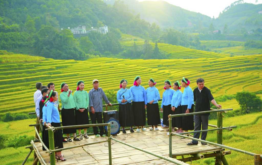 Phát huy truyền thống văn hóa, con người Quảng Ninh - Ảnh 3.