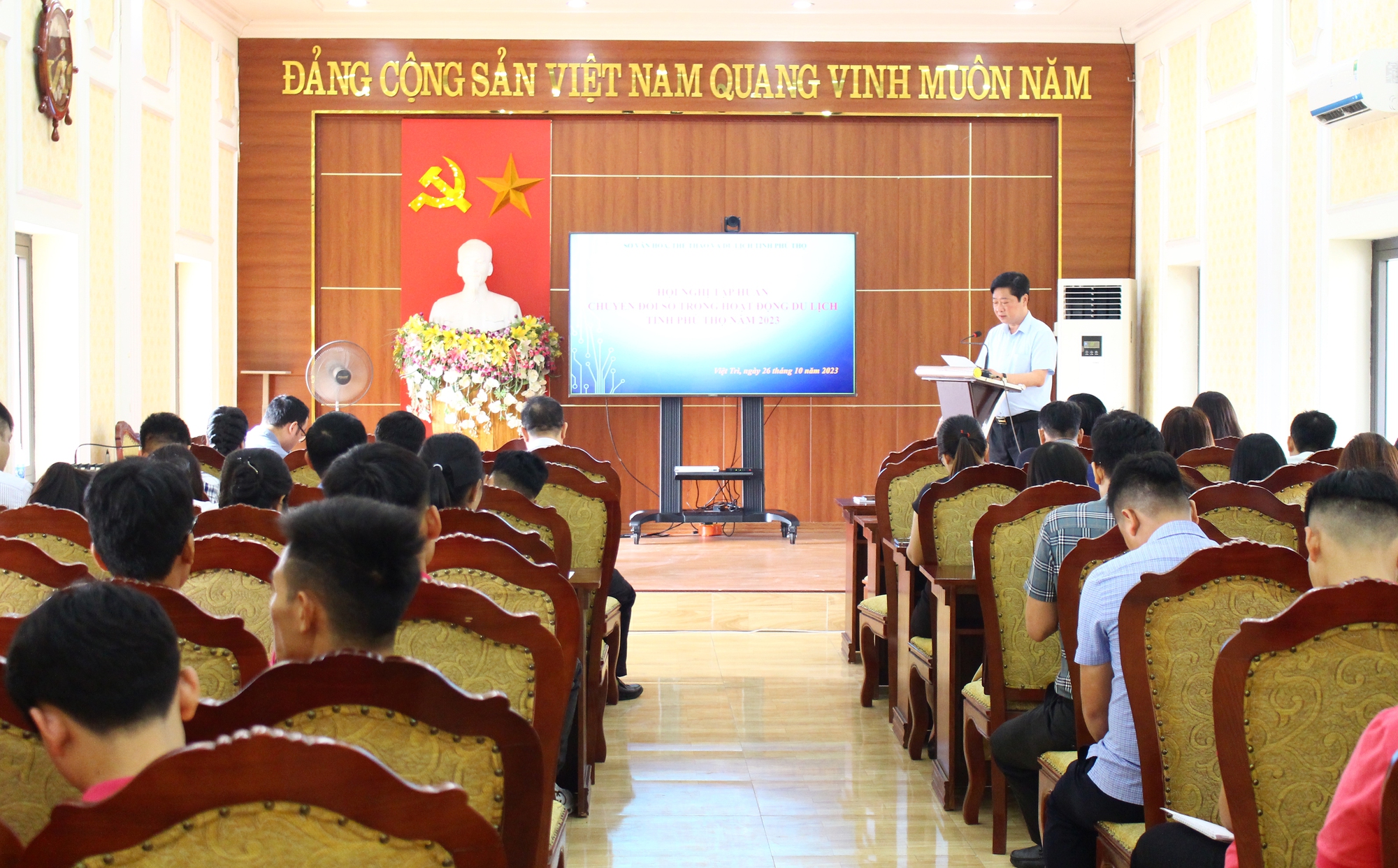 Phú Thọ: Thúc đẩy chuyển đổi số trong hoạt động du lịch - Ảnh 1.