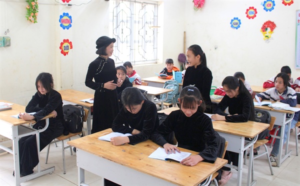 Bắc Giang: Coi trọng bảo tồn, phát huy ngôn ngữ vùng đồng bào dân tộc thiểu số - Ảnh 3.