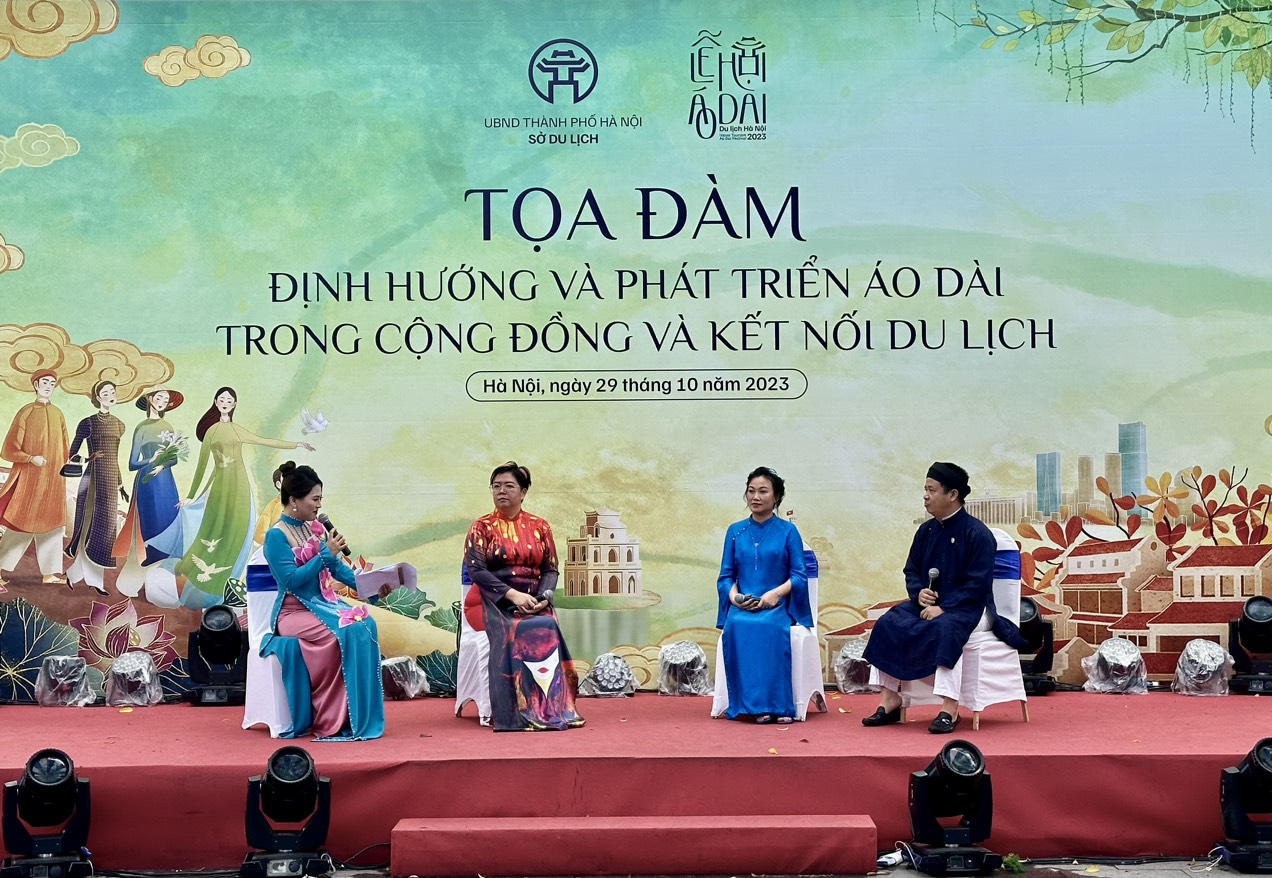 Gìn giữ hình ảnh, giá trị của áo dài để quảng bá phát triển du lịch  - Ảnh 1.