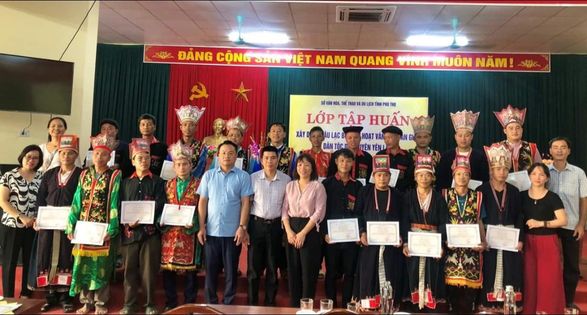 Gắn bản sắc dân tộc Dao với phát triển du lịch vùng Đất Tổ - Ảnh 1.
