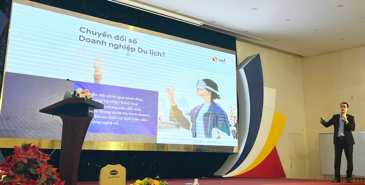 Nâng cao năng lực chuyển đổi số cho doanh nghiệp lữ hành và khu, điểm du lịch tại Đà Nẵng - Ảnh 3.