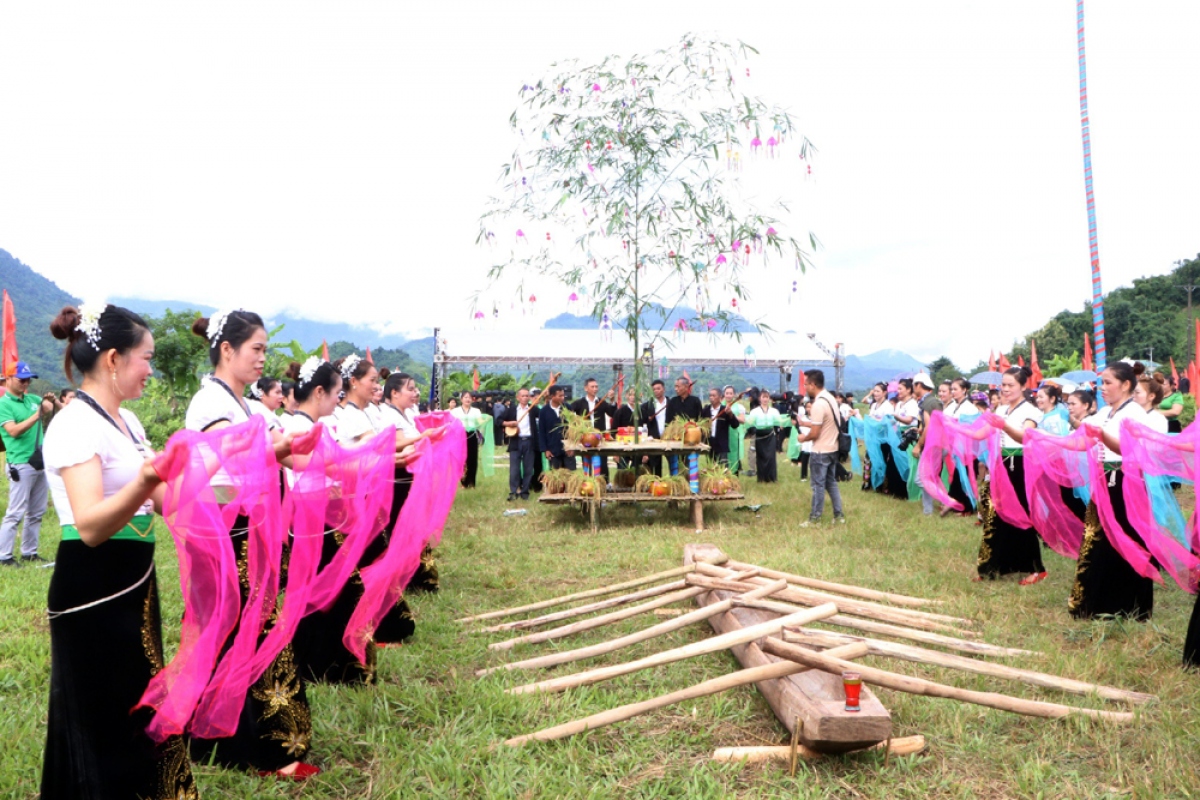 Bản sắc văn hóa tạo sức hút cho du lịch Lai Châu - Ảnh 1.