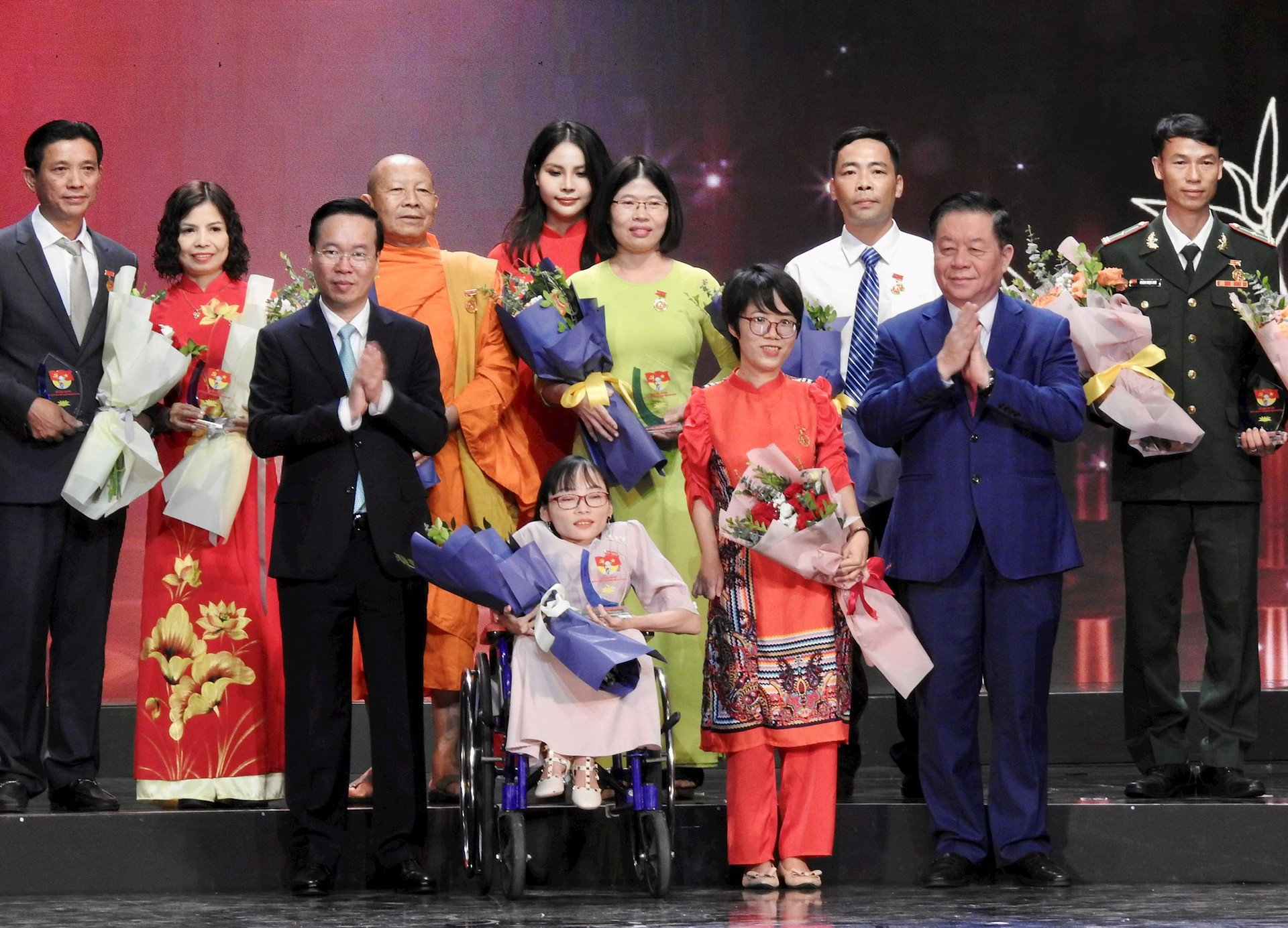 Học tập và làm theo tư tưởng, đạo đức Hồ Chí Minh đã trở thành nhu cầu văn hóa của các tầng lớp nhân dân - Ảnh 3.