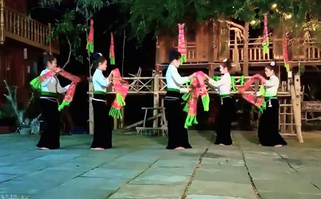 Yên Bái xây dựng đội văn nghệ gắn với phát triển du lịch - Ảnh 1.