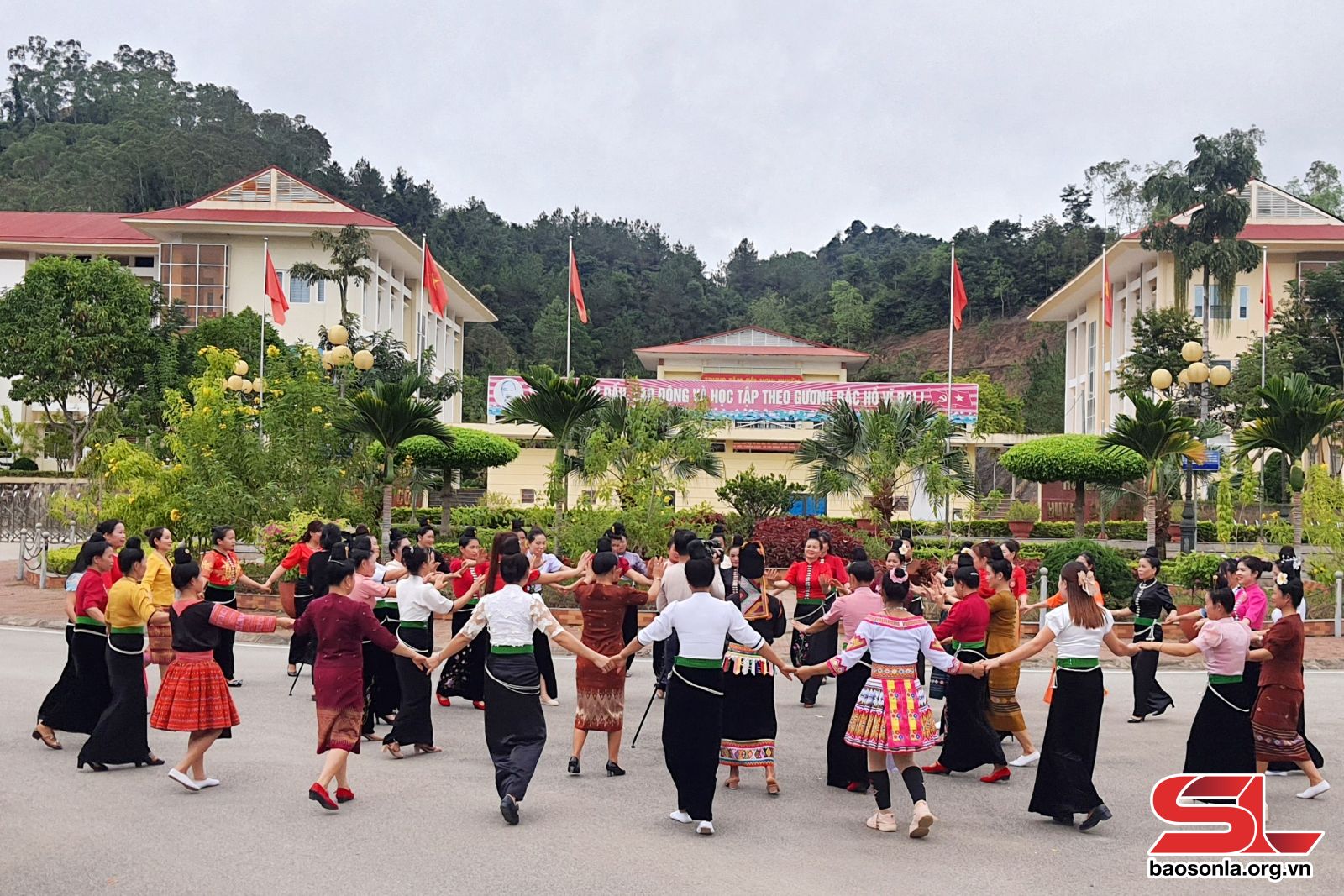 Sơn La: Bảo tồn, phát huy giá trị văn hóa truyền thống dân tộc thiểu số - Ảnh 2.