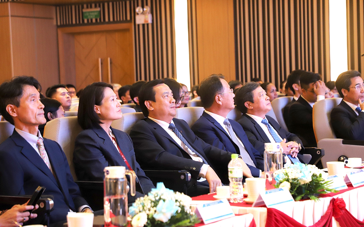 Điểm báo hoạt động ngành Văn hóa, Thể thao và Du lịch ngày 14/11/2023
