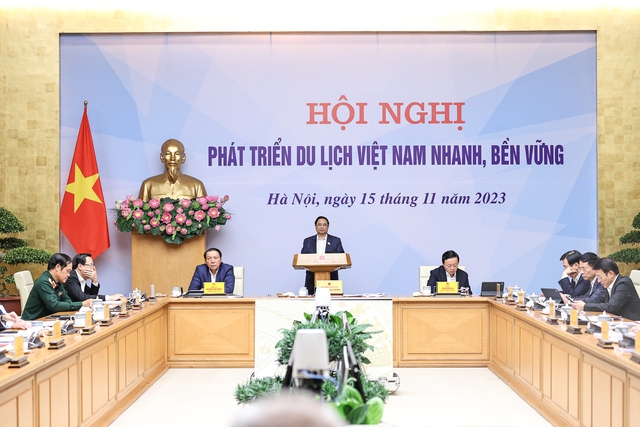 Thủ tướng: Đưa du lịch thành ngành kinh tế mũi nhọn theo tinh thần đi sau nhưng phải vượt lên trước - Ảnh 1.