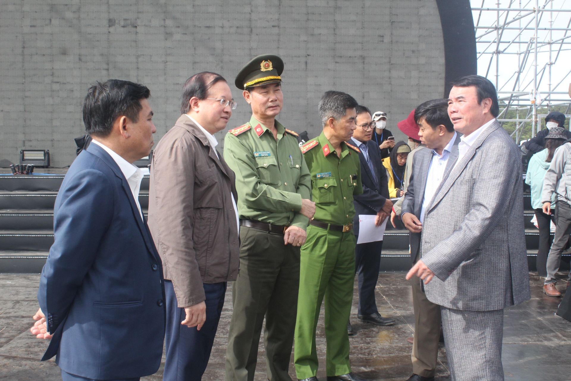 Liên hoan phim Việt Nam lần thứ XXIII: Đưa điện ảnh Việt đến gần công chúng hơn - Ảnh 2.